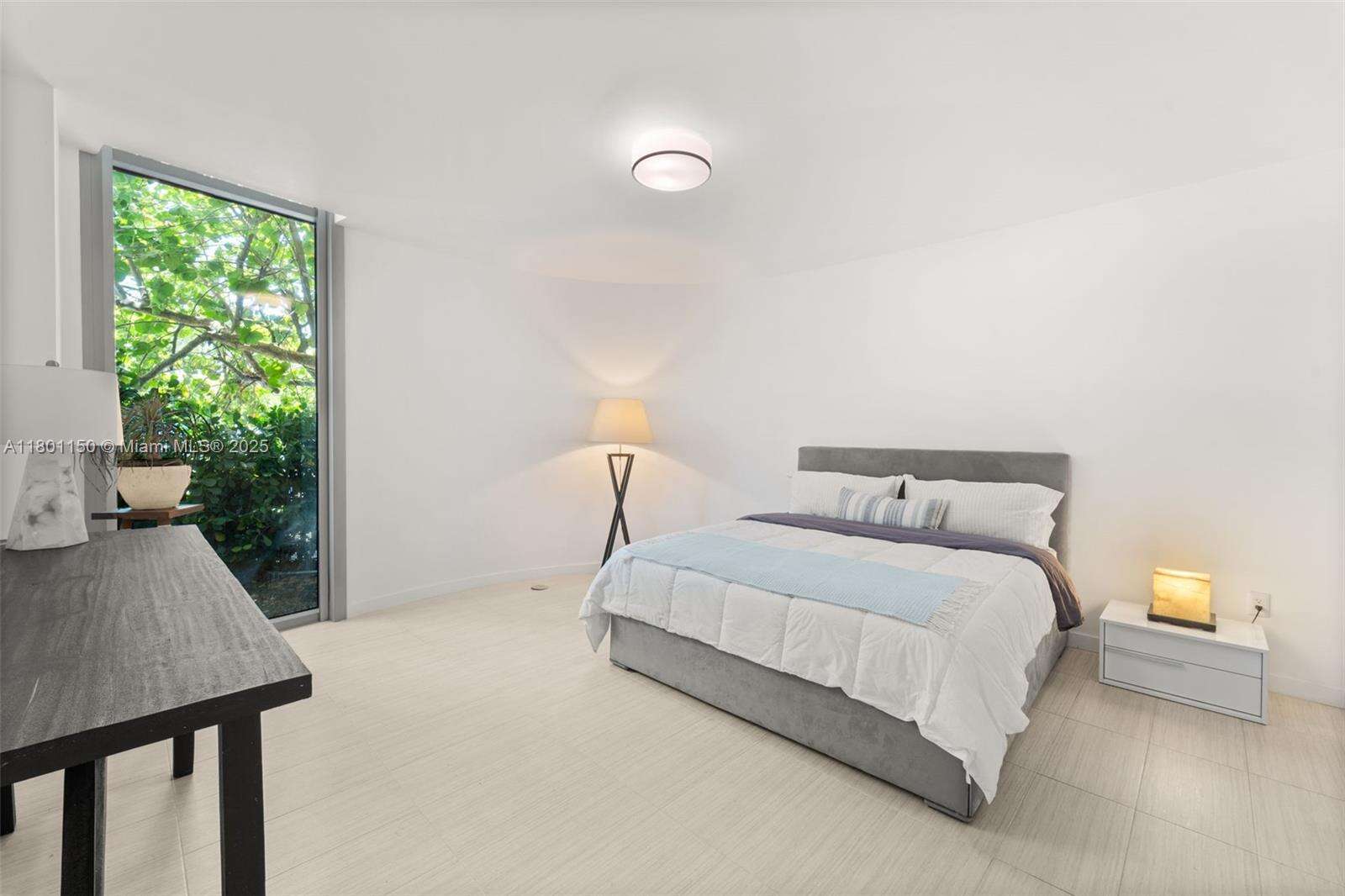 One Ocean Unit #108 | Picture 9