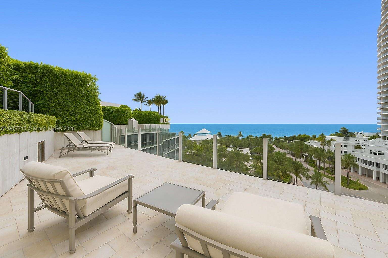 One Ocean For Sale | Unit #PH702