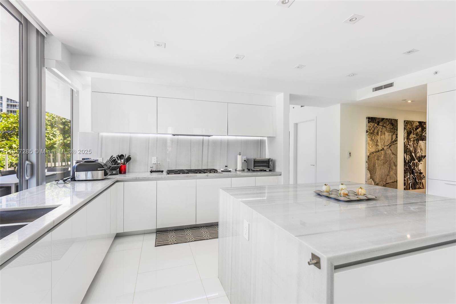 One Ocean Unit #207 | Picture 16