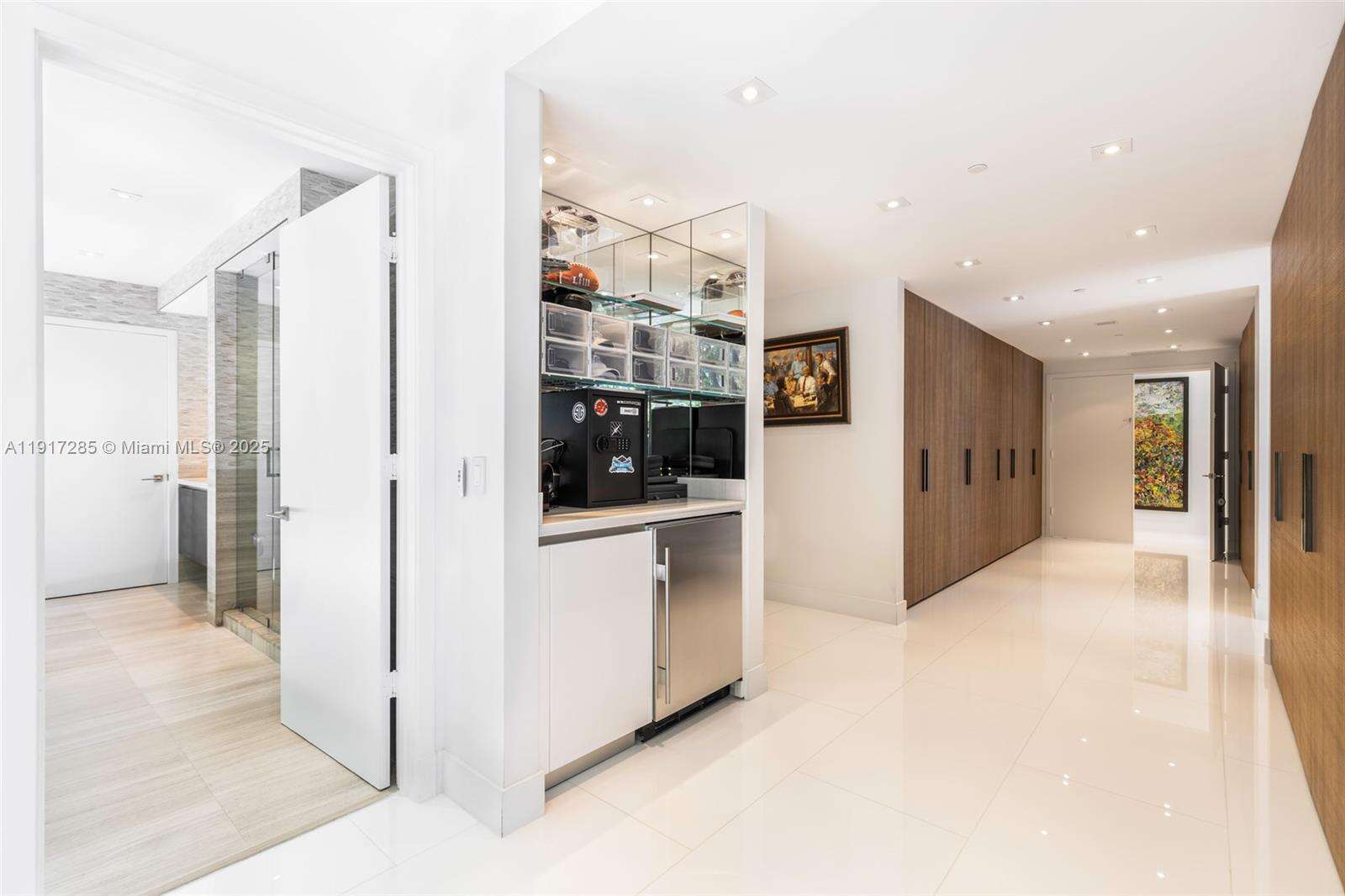 One Ocean Unit #207 | Picture 21