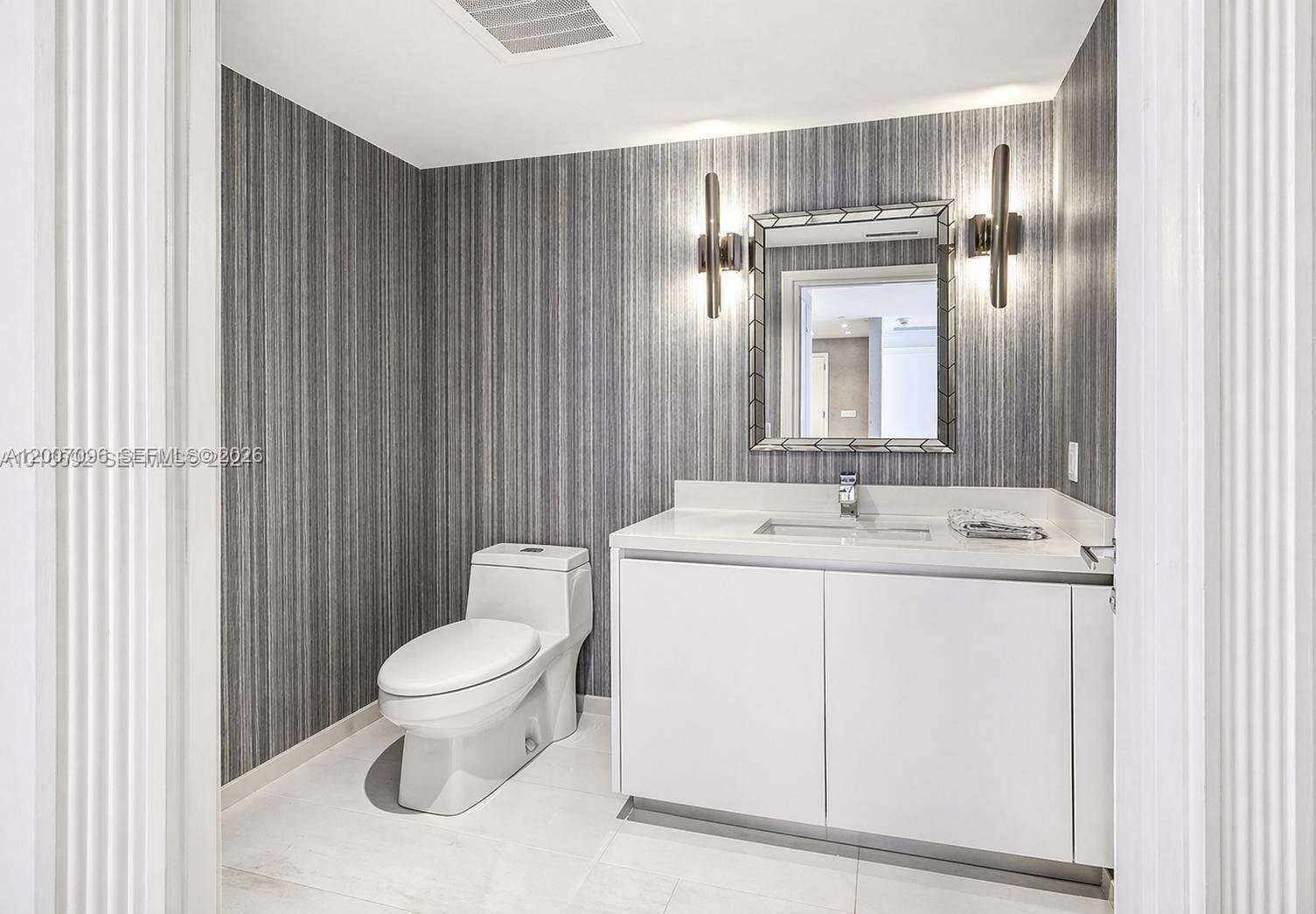 One Ocean Unit #606 | Picture 20