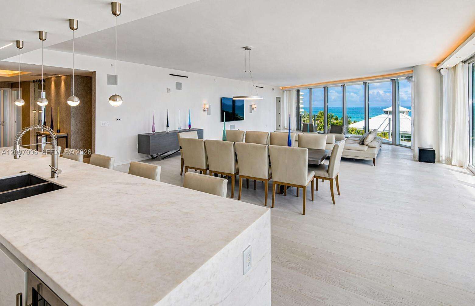 One Ocean Unit #606 | Picture 4